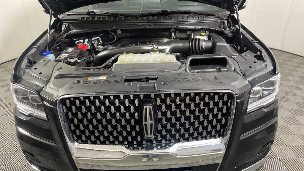2022 Lincoln Navigator L Black Label