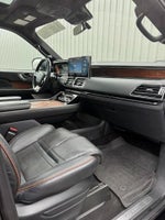 2022 Navigator L Thumbnail 10