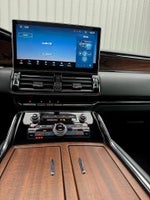 2022 Navigator L Thumbnail 12