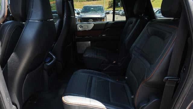 2022 Lincoln Navigator L Black Label