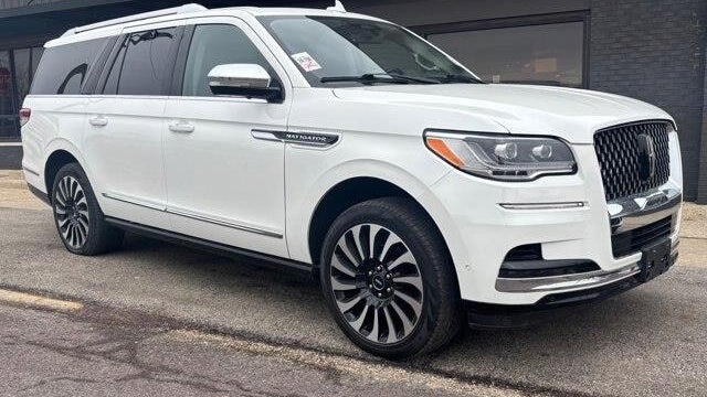 2022 Lincoln Navigator L Black Label