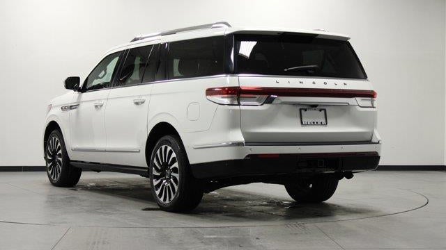 2022 Lincoln Navigator L Black Label