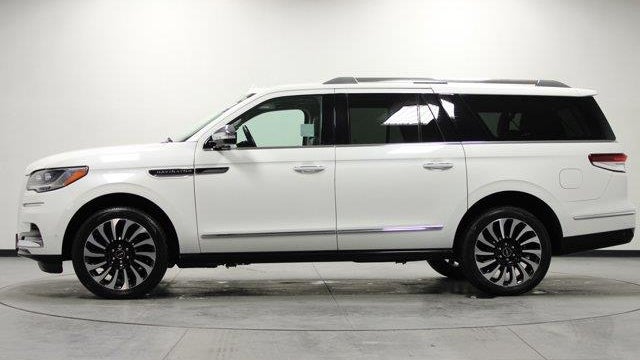 2022 Lincoln Navigator L Black Label