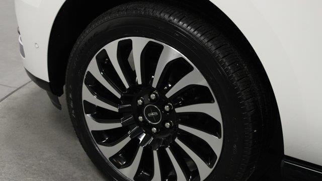 2022 Lincoln Navigator L Black Label