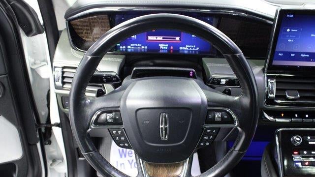 2022 Lincoln Navigator L Black Label