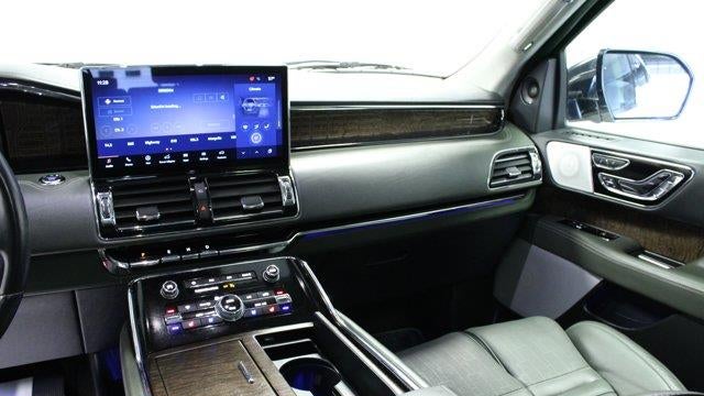 2022 Lincoln Navigator L Black Label