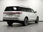 2022 Navigator L Thumbnail 3