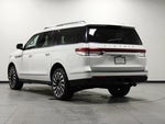 2022 Navigator L Thumbnail 5