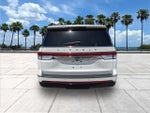 2022 Navigator L Thumbnail 5
