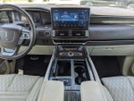 2022 Navigator L Thumbnail 13