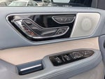 2022 Navigator L Thumbnail 14