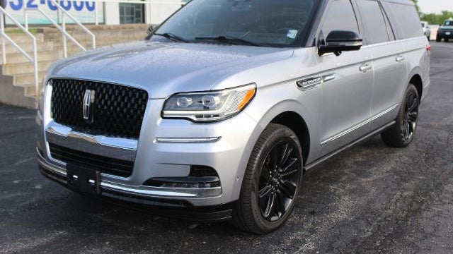 2022 Lincoln Navigator L Black Label