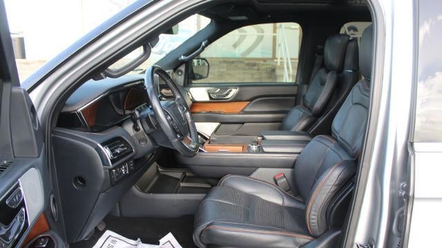 2022 Lincoln Navigator L Black Label