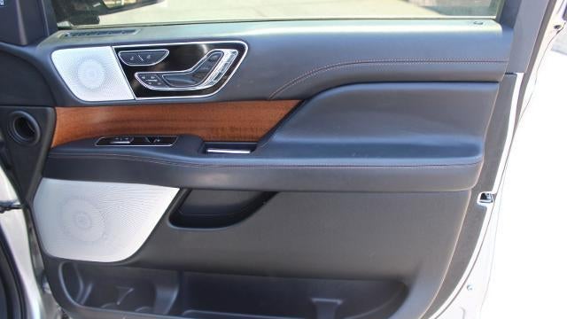2022 Lincoln Navigator L Black Label