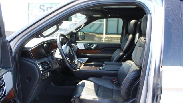 2022 Lincoln Navigator L Black Label