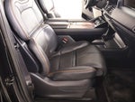 2022 Navigator L Thumbnail 15