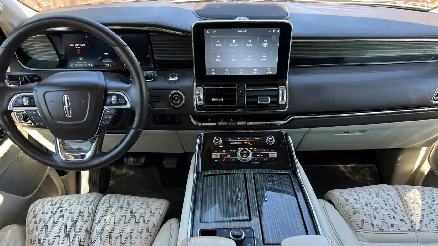 2021 Lincoln Navigator L Black Label