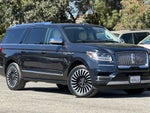 2021 Navigator L Thumbnail 3
