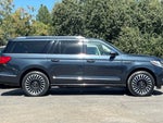 2021 Navigator L Thumbnail 4