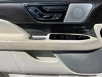 2021 Navigator L Thumbnail 12