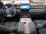 2022 Navigator L Thumbnail 6