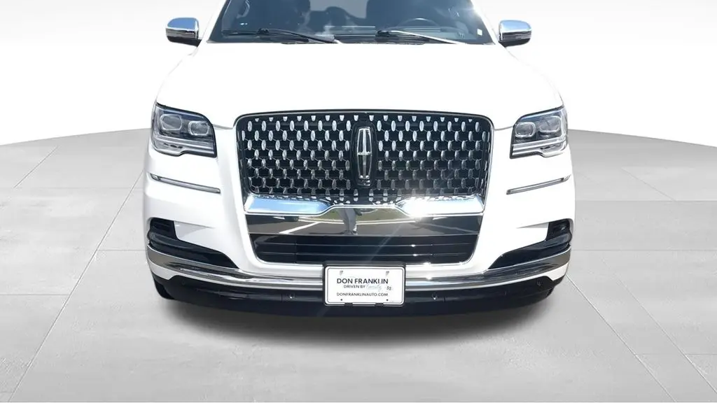 2022 Lincoln Navigator L Black Label