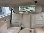 2022 Navigator L Thumbnail 11