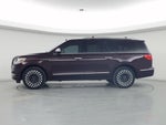 2019 Navigator L Thumbnail 3