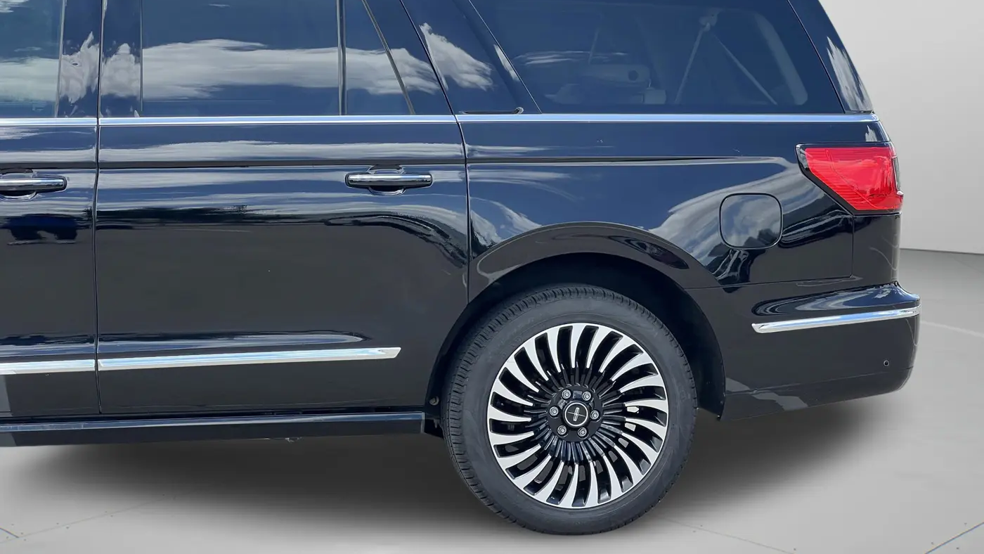 2020 Lincoln Navigator L Black Label