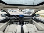 2022 Navigator L Thumbnail 28