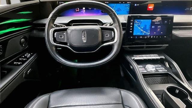 2025 Lincoln Nautilus Hybrid Premiere