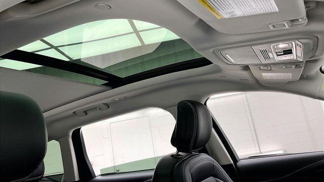 2025 Lincoln Nautilus Hybrid Premiere