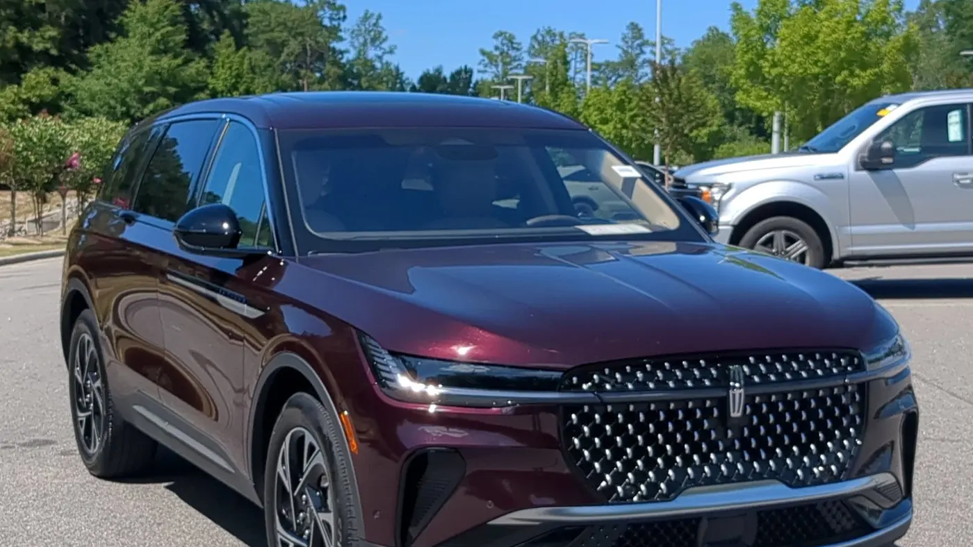 2024 Lincoln Nautilus Hybrid Premiere