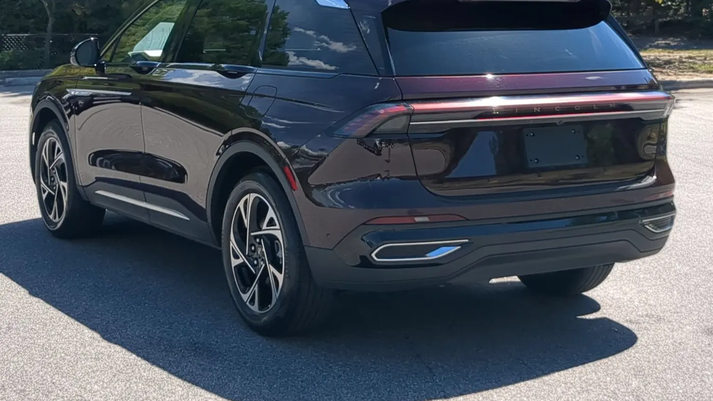 2024 Lincoln Nautilus Hybrid Premiere