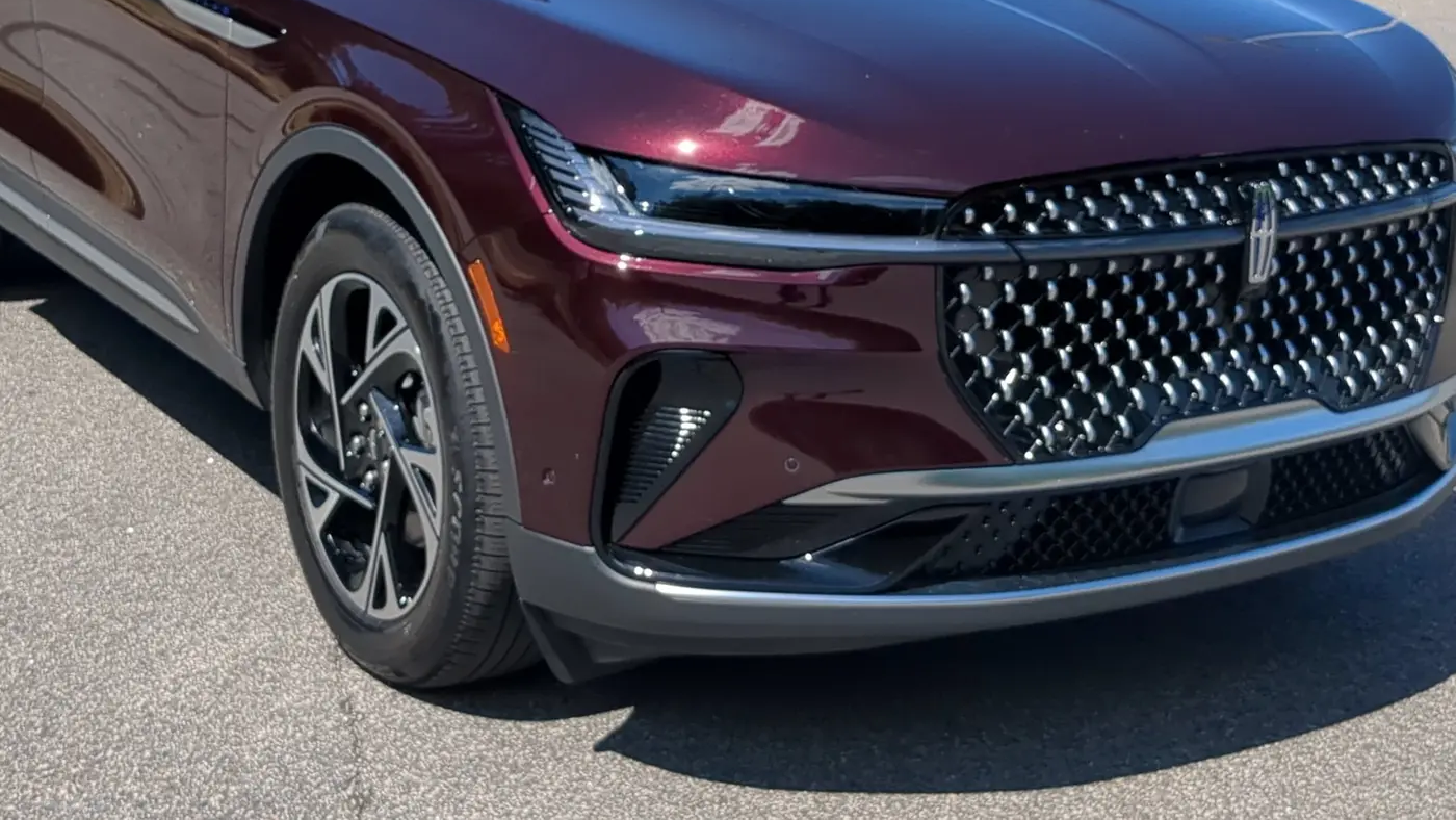2024 Lincoln Nautilus Hybrid Premiere