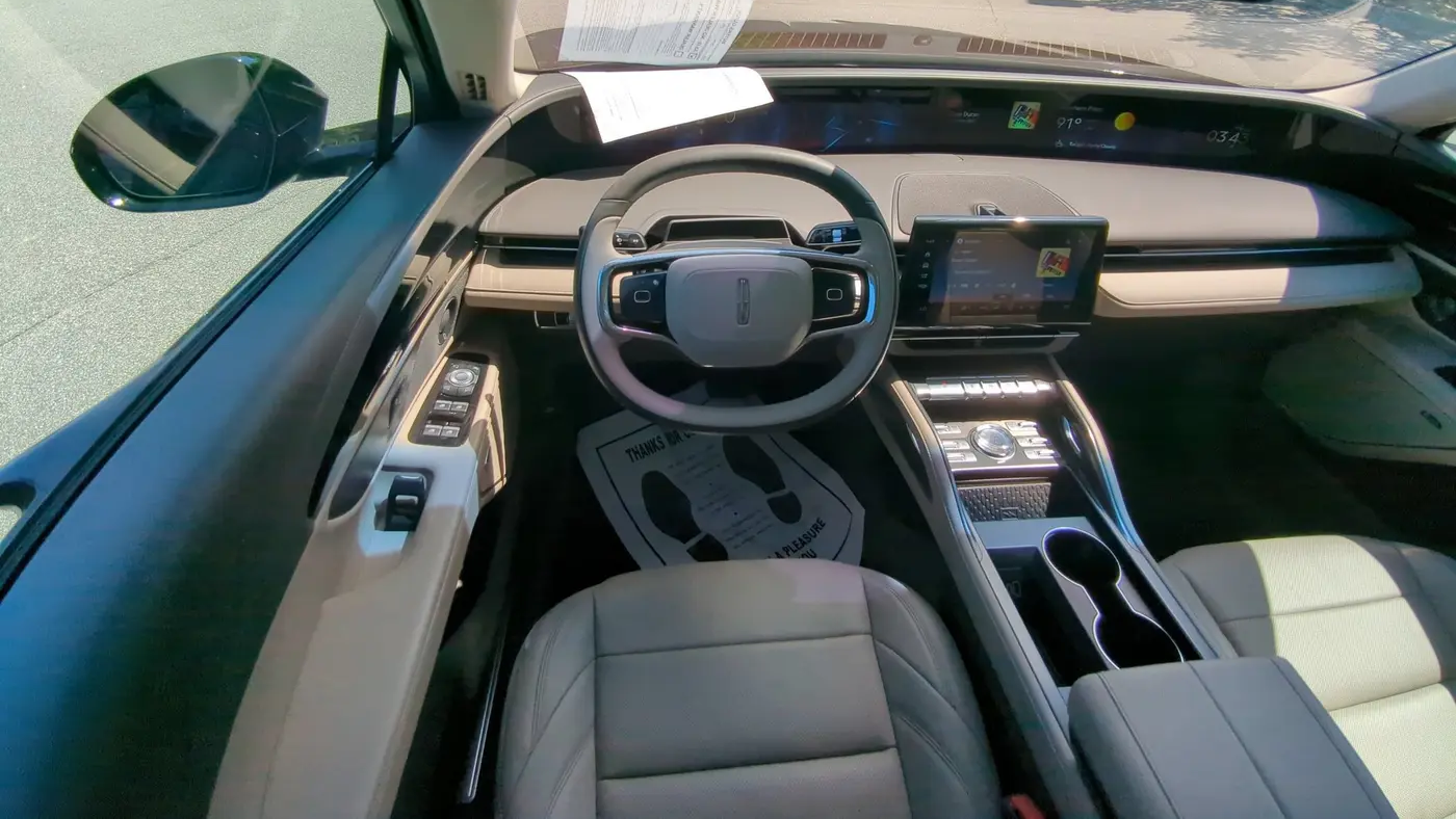 2024 Lincoln Nautilus Hybrid Premiere