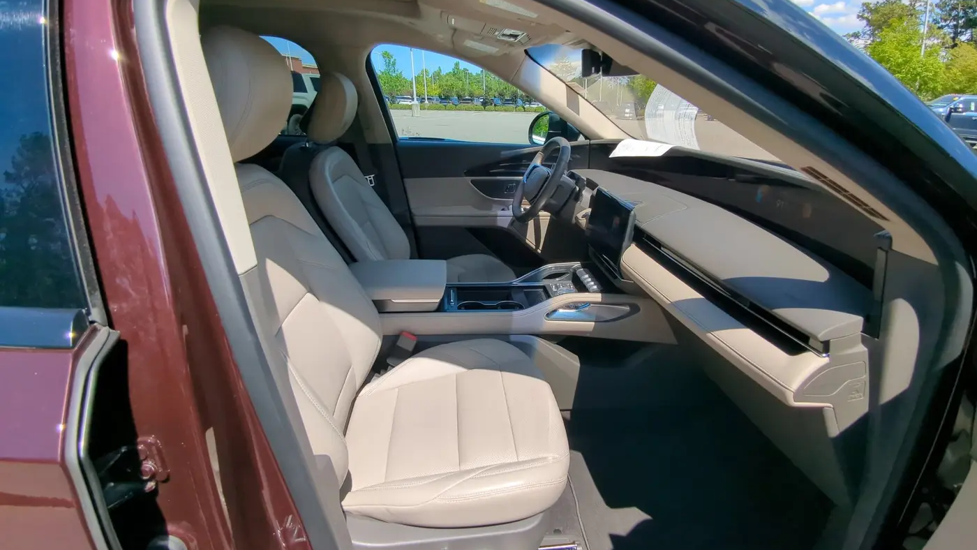 2024 Lincoln Nautilus Hybrid Premiere
