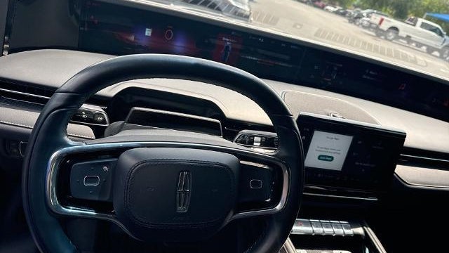 2024 Lincoln Nautilus Hybrid Premiere