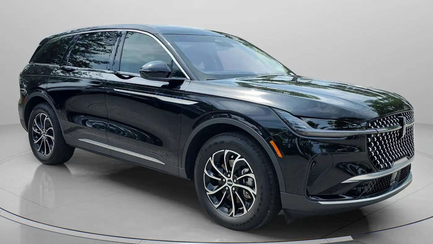 2025 Lincoln Nautilus Hybrid Premiere
