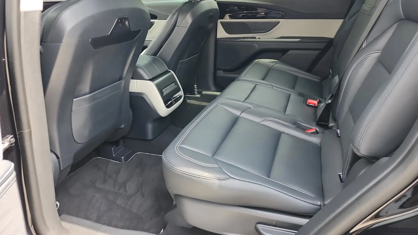 2025 Lincoln Nautilus Hybrid Premiere