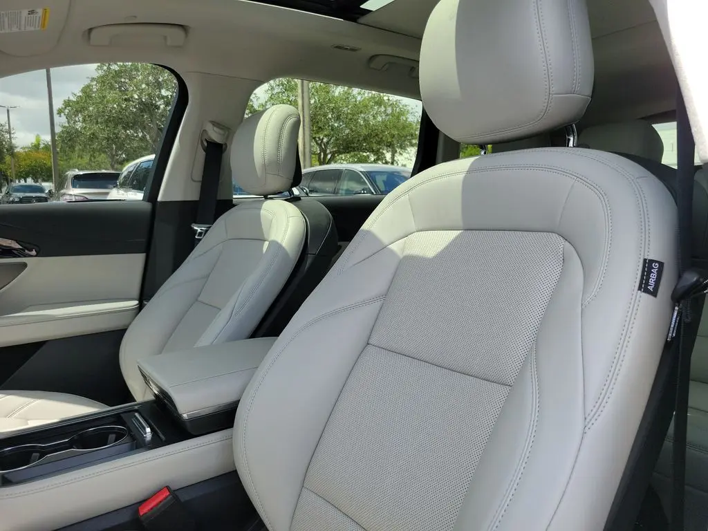 2026 Lincoln Nautilus - $56,995