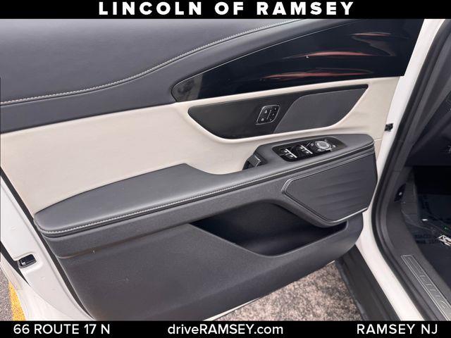 2024 Lincoln Nautilus - $44,189