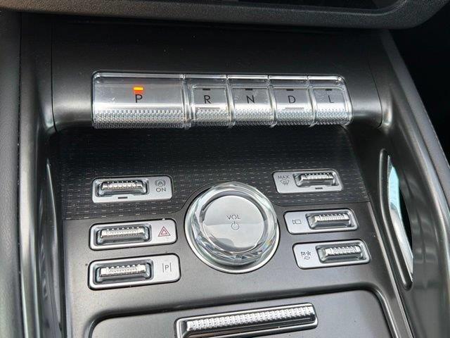 2025 Lincoln Nautilus - $52,500