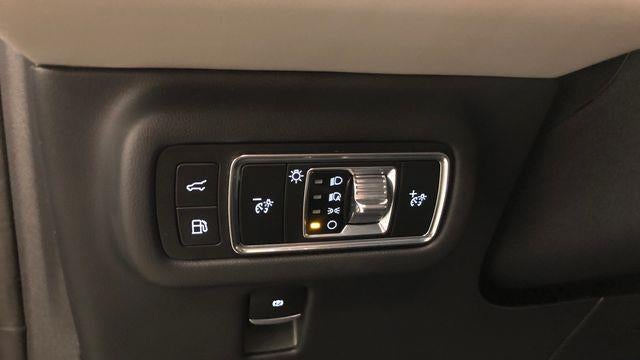 2024 Lincoln Nautilus Hybrid Premiere