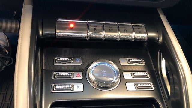 2024 Lincoln Nautilus Hybrid Premiere