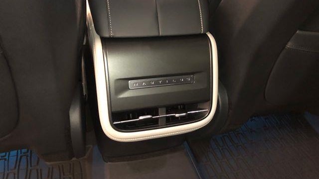 2024 Lincoln Nautilus Hybrid Premiere
