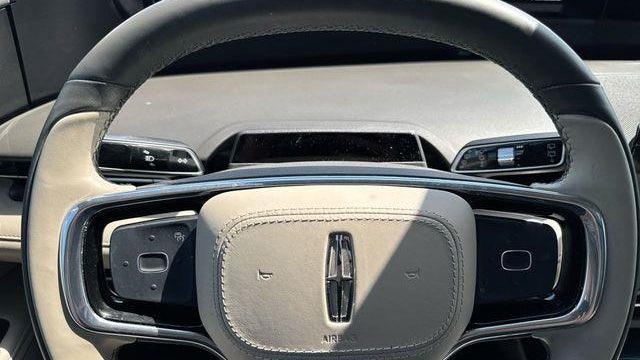 2024 Lincoln Nautilus Hybrid Premiere