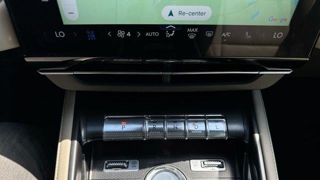 2024 Lincoln Nautilus Hybrid Premiere
