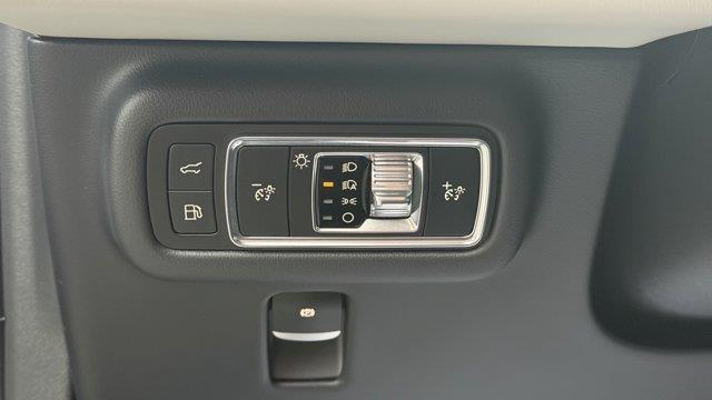 2025 Lincoln Nautilus Hybrid Premiere