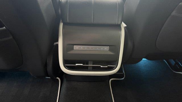 2025 Lincoln Nautilus Hybrid Premiere